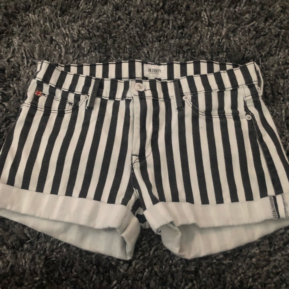 Hudson stripe stretch short